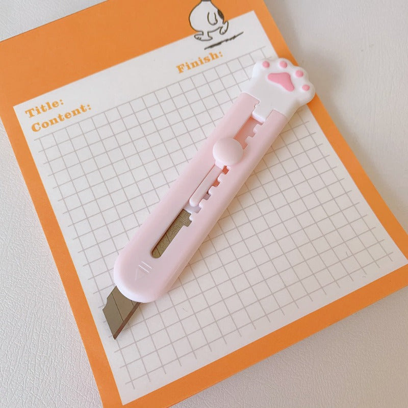 Cute Cat Claw Mini Portable Utility Knife Paper Cutter Cutting Paper Razor Blade Office Stationery Material Cutter Letter Envelope Opener Mail Knife School Office Supplies